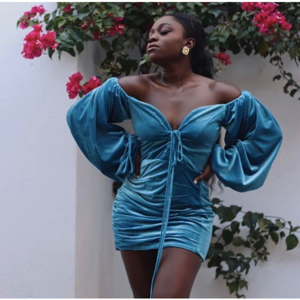 NWT KAI Collective Beebeeta Off Shoulder Turquoise Lace Up Velvet Mini Dress XL